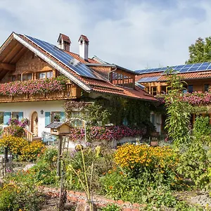 2* Frühstückspension Suzanne's B&b&gardens
